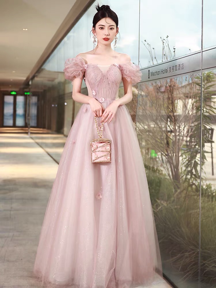 Đầm, váy dạ hội body màu hồng pastel nhẹ nhàng
